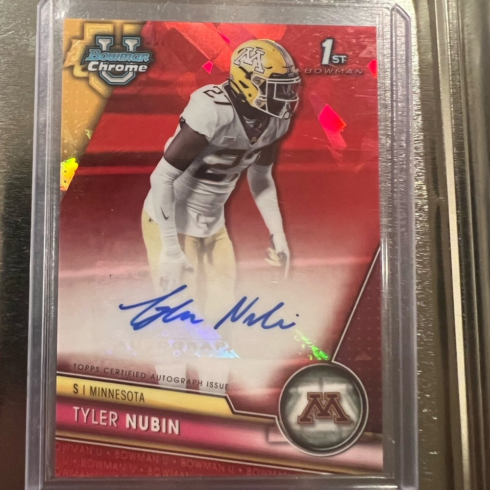 Tyler Nubin Red Saphire Auto /5
